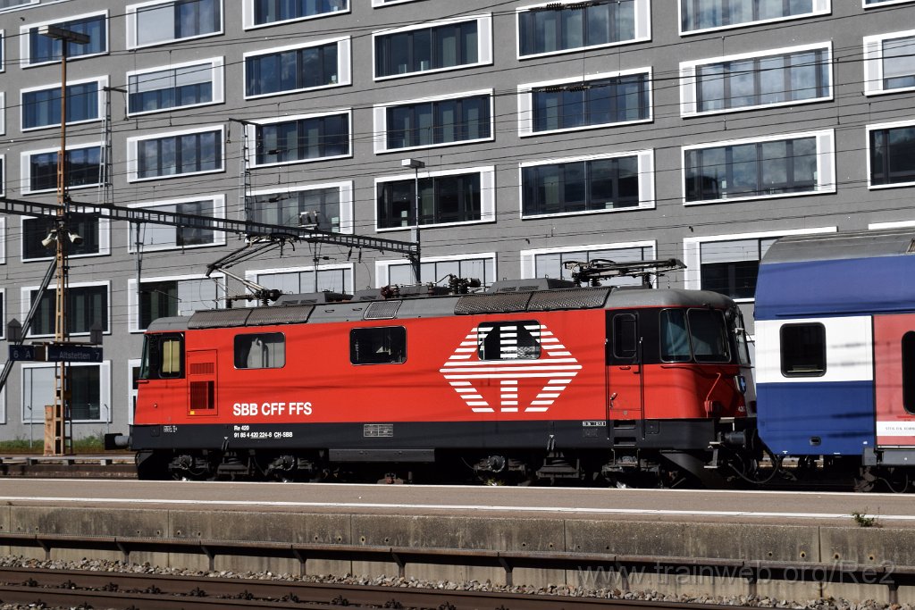 4669-0032-031017.jpg - SBB-CFF Re 420.224-8 (Re 91 85 4 420 224-8 CH-SBB) / Zürich-Altstetten 3.10.2017