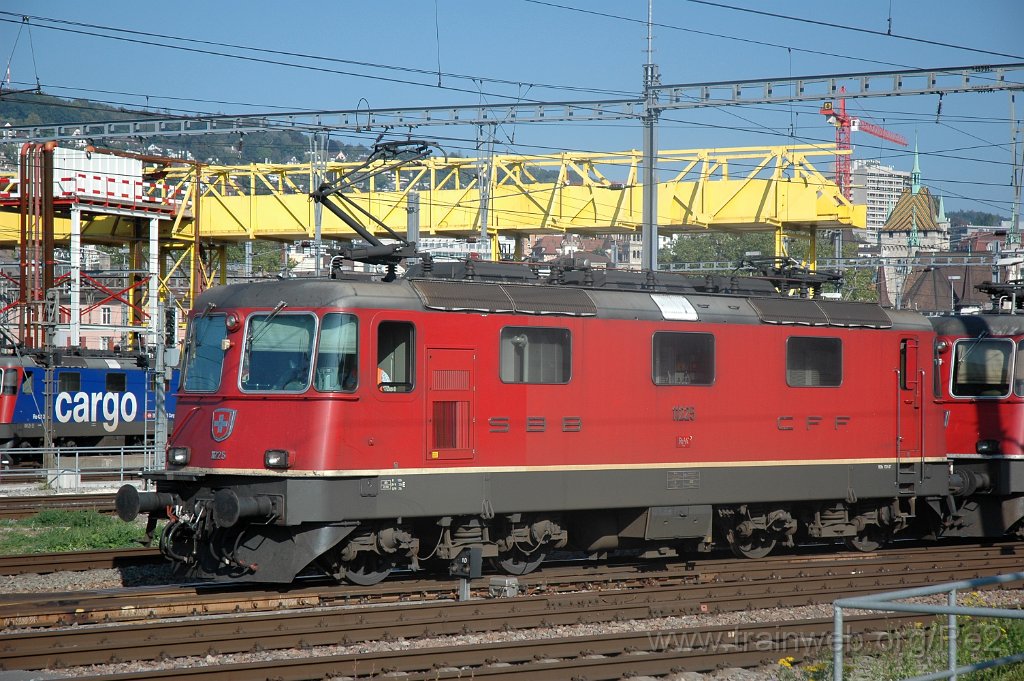 1551-0038-300808.jpg - SBB-CFF Re 4/4'' 11225 / Zürich HB 30.8.2008
