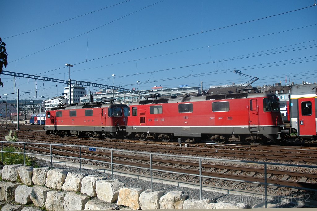 1552-0006-300808.jpg - SBB-CFF Re 4/4'' 11225 + SBB-CFF Re 4/4'' 11192 / Zürich HB 30.8.2008