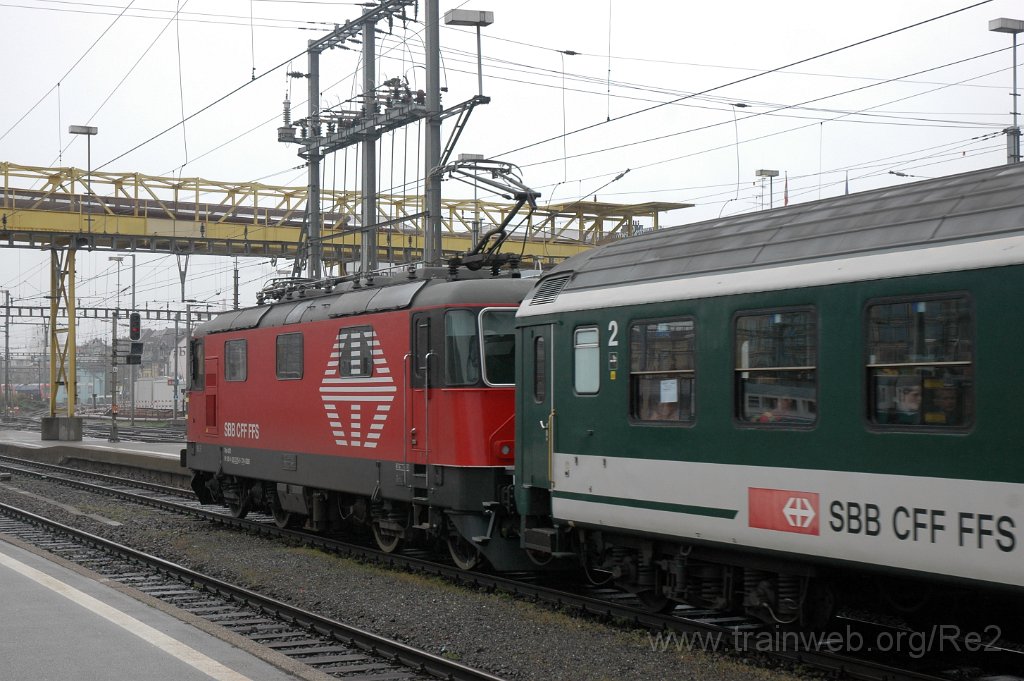 2771-0046-200413.jpg - SBB-CFF Re 420.225-5 (Re 91 85 4 420 225-5 CH-SBB) / Zürich HB 20.4.2013