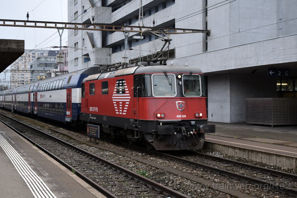 4149-0013-190916.jpg - SBB-CFF Re 420.225-5 (Re 91 85 4 420 225-5 CH-SBB) / Zürich-Altstetten 19.9.2016