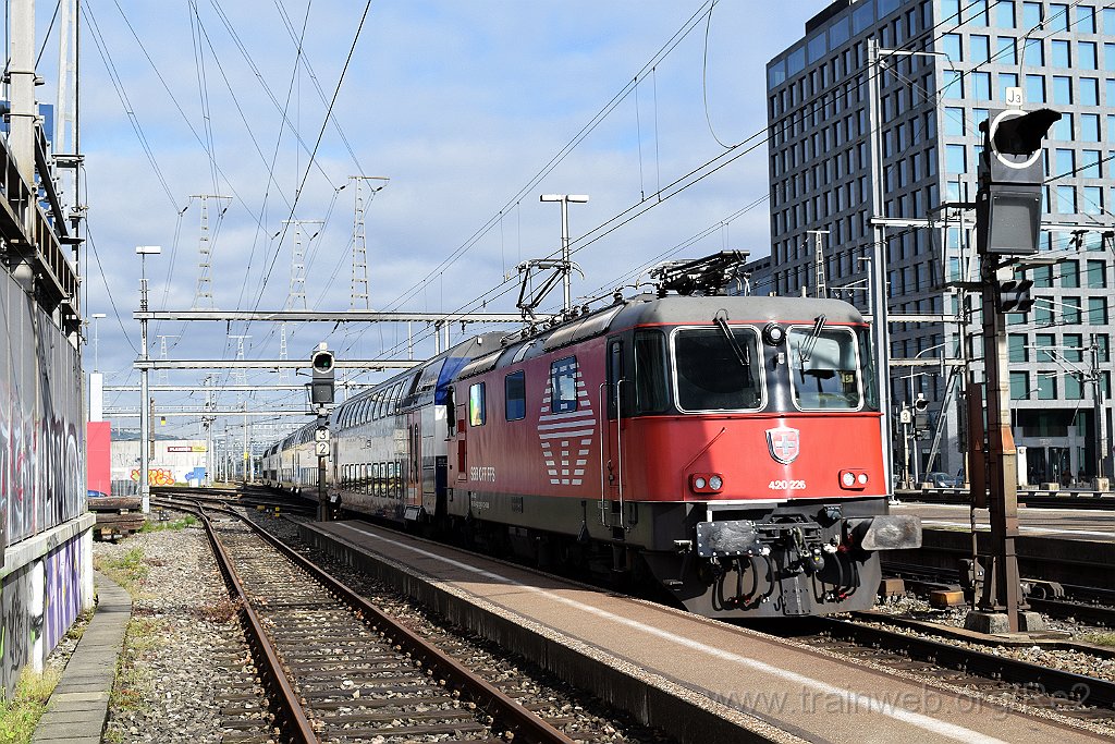 3919-0034-200516.jpg - SBB-CFF Re 420.226-3 (Re 91 85 4 420 226-3 CH-SBB) / Zürich-Altstetten 20.5.2016