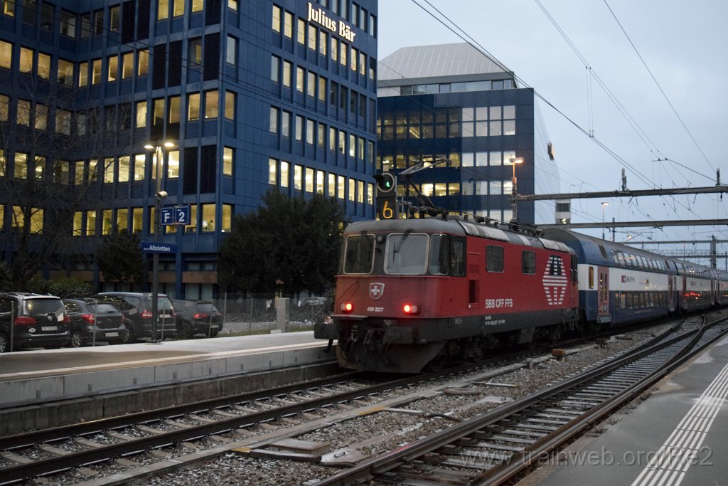 8917-0021-080124.jpg - SBB-CFF Re 420.227-1 (Re 91 85 4 420 227-1 CH-SBB) / Zürich-Altstetten 8.1.2024
