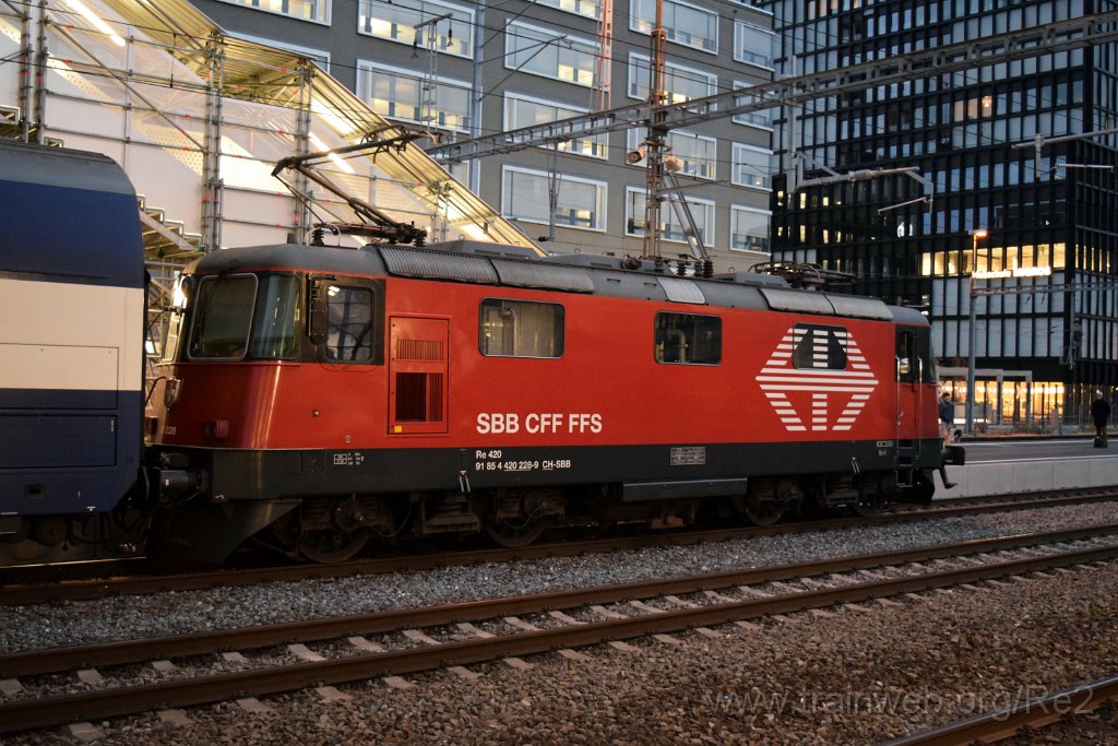5192-0005-071118.jpg - SBB-CFF Re 420.228-9 (Re 91 85 4 420 228-9 CH-SBB) / Zürich-Altstetten 7.11.2018