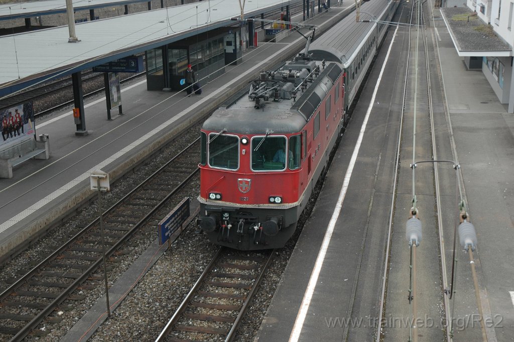 2066-0037-190211.jpg - SBB-CFF Re 4/4'' 11229 / Thalwil 19.2.2011