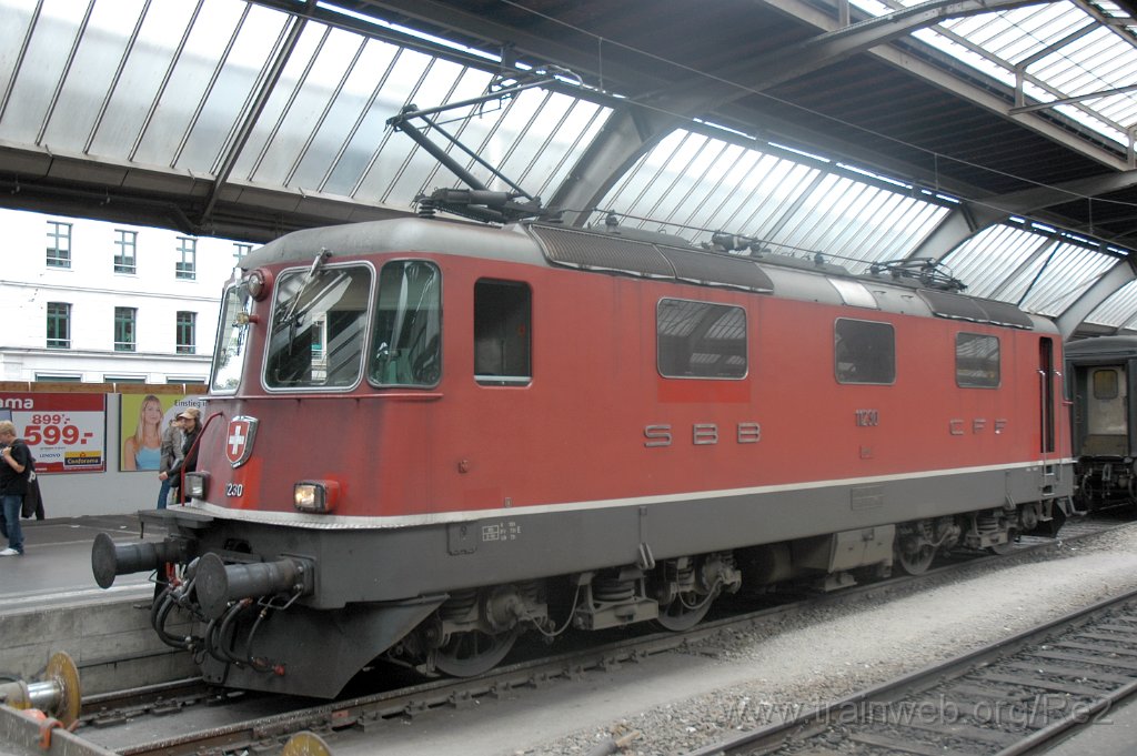 1558-0022-060908.jpg - SBB-CFF Re 4/4'' 11230 / Zürich HB 6.9.2008