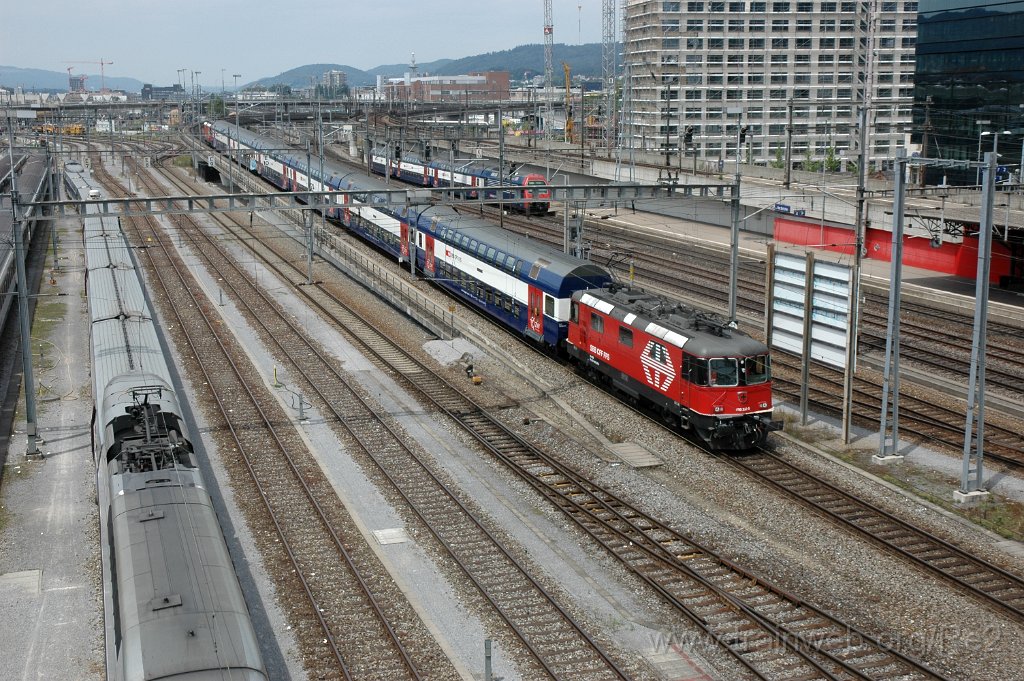 2457-0025-190612.jpg - SBB-CFF Re 420.230-5 (Re 91 85 4 420 230-5 CH-SBB) / Zürich-Hardbrücke 19.6.2012