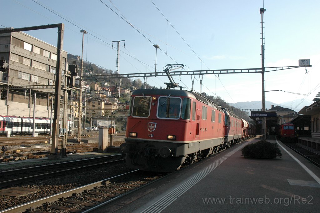 2764-0030-150413.jpg - SBB-CFF Re 4/4'' 11231 + SBB-CFF Re 6/6 11649 ''Aarberg'' / Bellinzona 15.4.2013