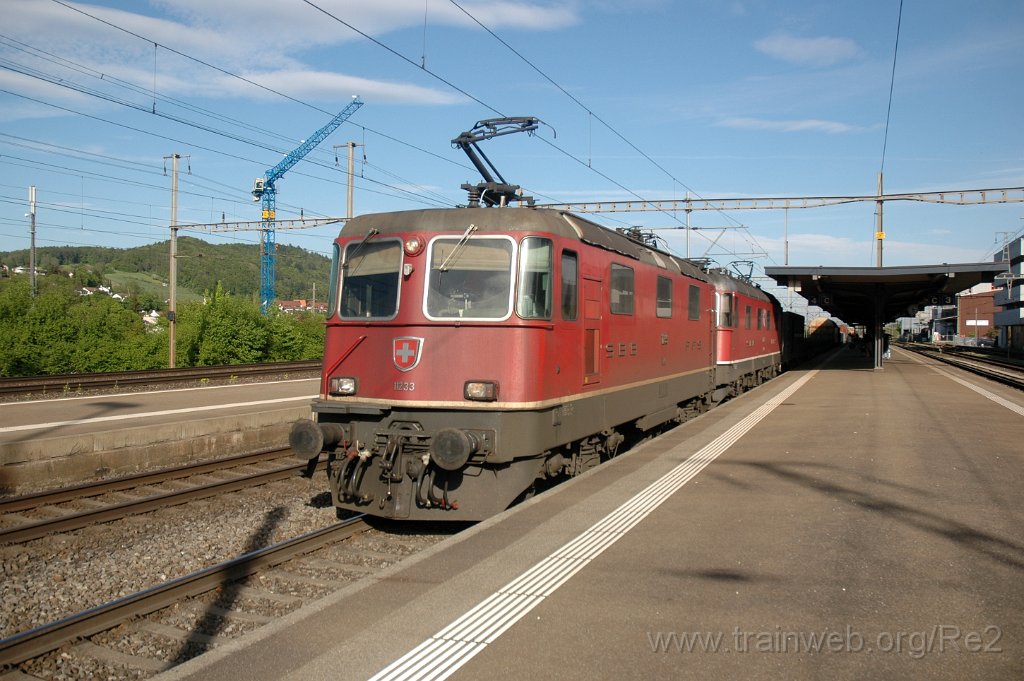 2798-0037-080513.jpg - SBB-CFF Re 4/4'' 11233 + SBB-CFF Re 6/6 11623 ''Rupperswil'' / Killwangen-Spreitenbach 8.5.2013