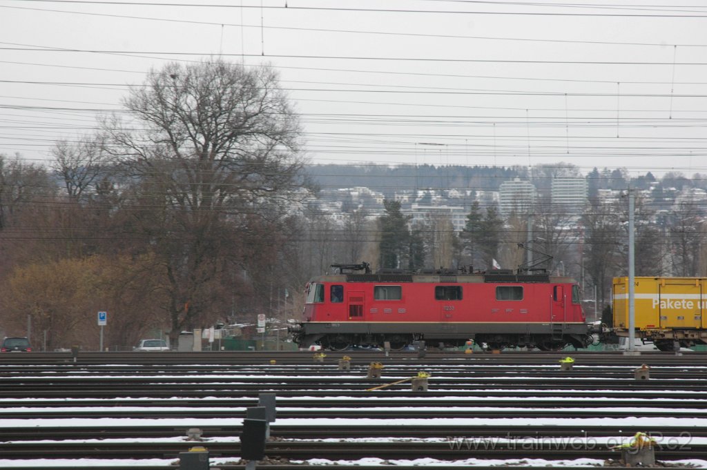 3495-0036-090215.jpg - SBB-CFF Re 4/4'' 11233 / Zürich-Mülligen 9.2.2015