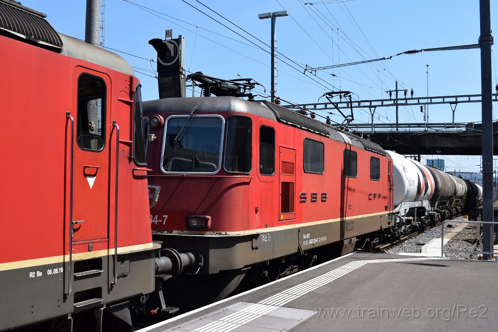 7129-0042-110820.jpg - SBBC Re 4/4'' 11234 (Re 420.234-7)  (Re 91 85 4 420 234-7 CH-SBBC) / Zürich-Altstetten 11.8.2020
