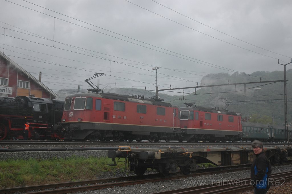2785-0028-040513.jpg - SBB-CFF Re 4/4'' 11270 + SBB-CFF Re 4/4'' 11236 / Oensingen 4.5.2013