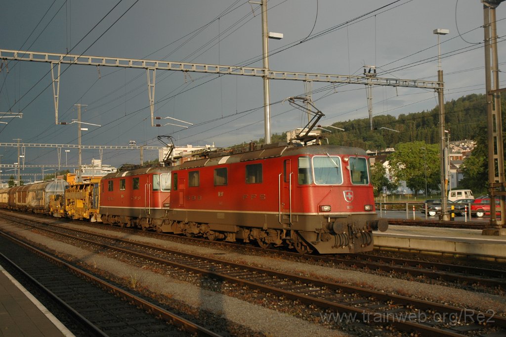 2849-0025-180613.jpg - SBB-CFF Re 4/4'' 11237 + SBB-CFF Re 4/4'' 11175 / Pfäffikon SZ 18.6.2013