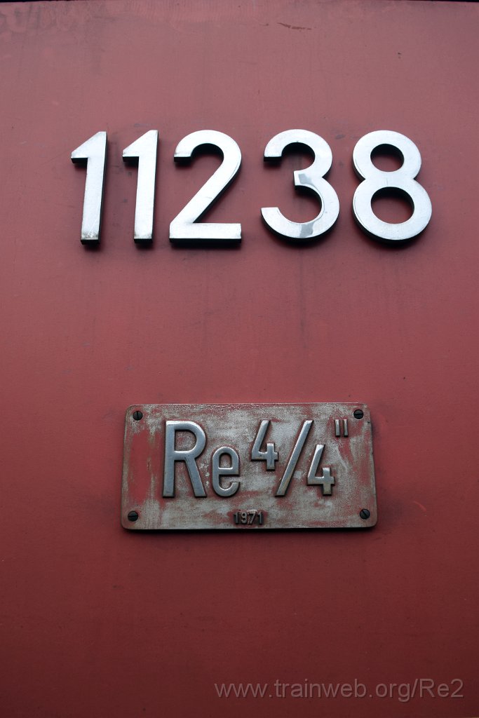 9524-0020-211224.jpg - SBBC Re 4/4'' 11238 (Re 420.238-8)  (Re 91 85 4 420 238-8 CH-SBBC) / St.Gallen HB 21.12.2024