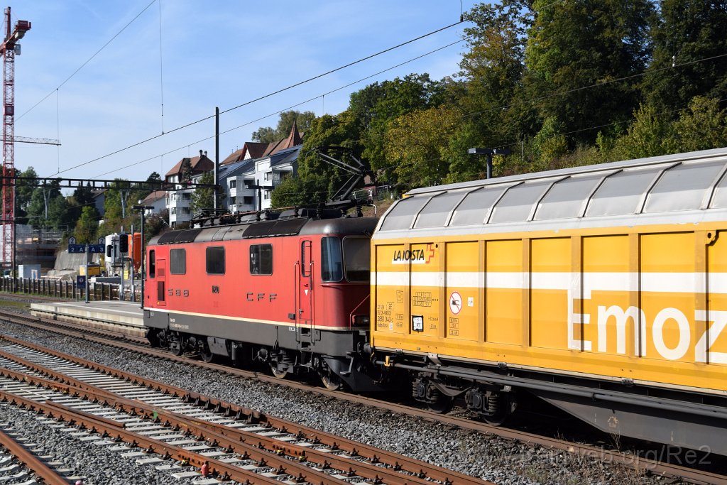 8799-0045-061023.jpg - SBBC Re 4/4'' 11240 (Re 420.240-4)  (Re 91 85 4 420 240-4 CH-SBBC) + Wascosa / PTT Habbiillnss 040 ''Emozioni su rotaia'' (33 85  2891 040-3 CH-WASCO) / Elgg 6.10.2023