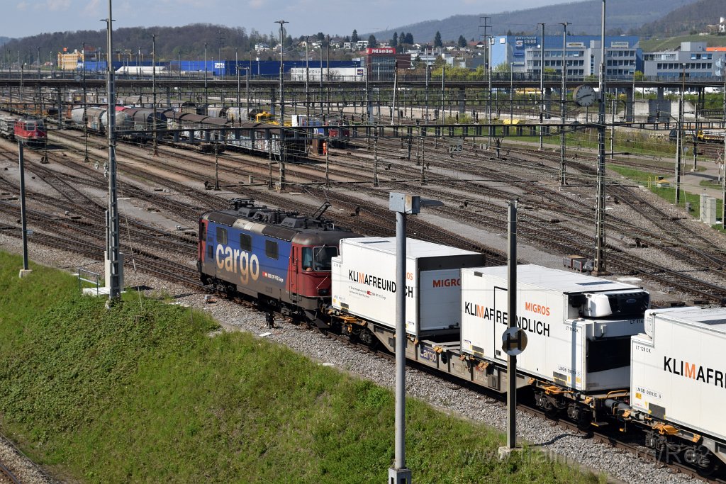 5423-0017-180419.jpg - SBBC Re 420.241-2 (Re 91 85 4 420 241-2 CH-SBBC) / RB Limmattal (Brücke Sandäckerstrasse) 18.4.2019