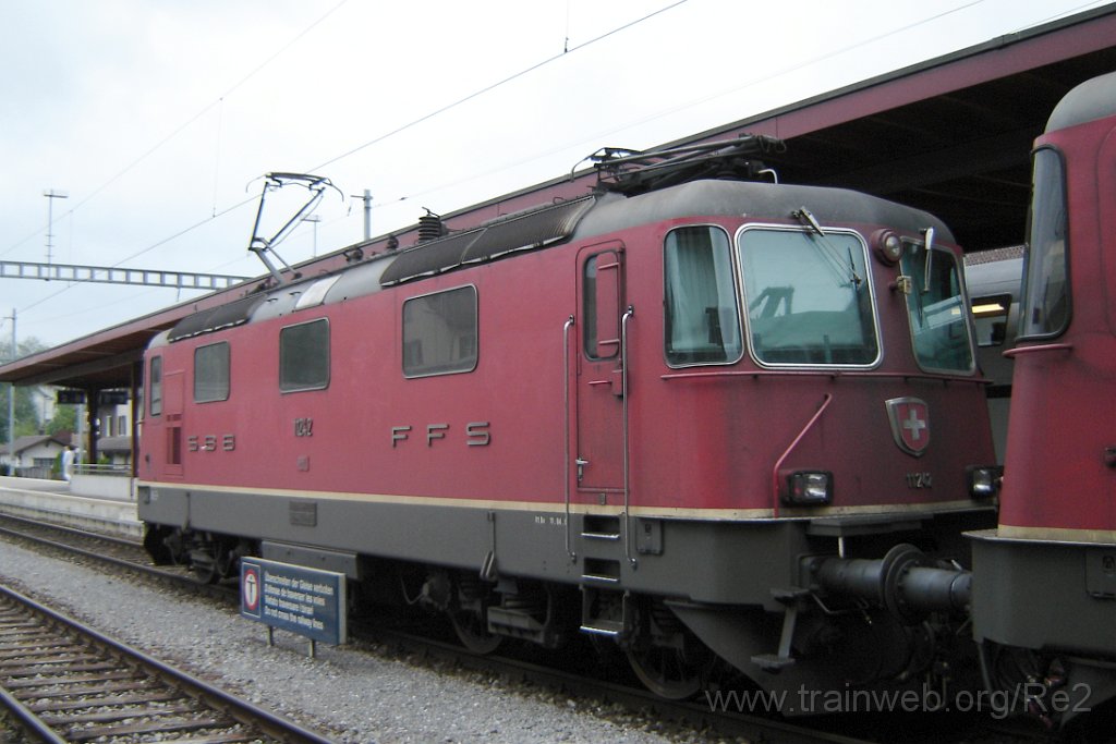 1480-0009-210508.jpg - SBB-CFF Re 4/4'' 11242 / Hinwil 21.5.2008