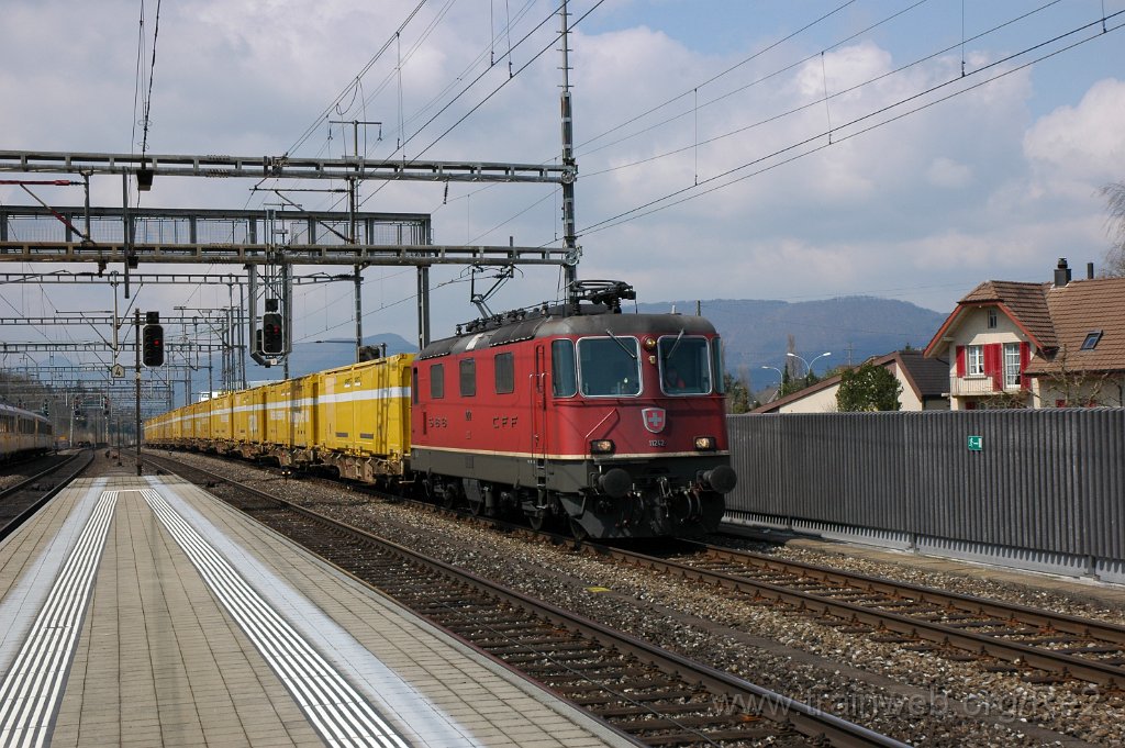 1848-0037-130410.jpg - SBB-CFF Re 4/4'' 11242 / Lenzburg 13.4.2010