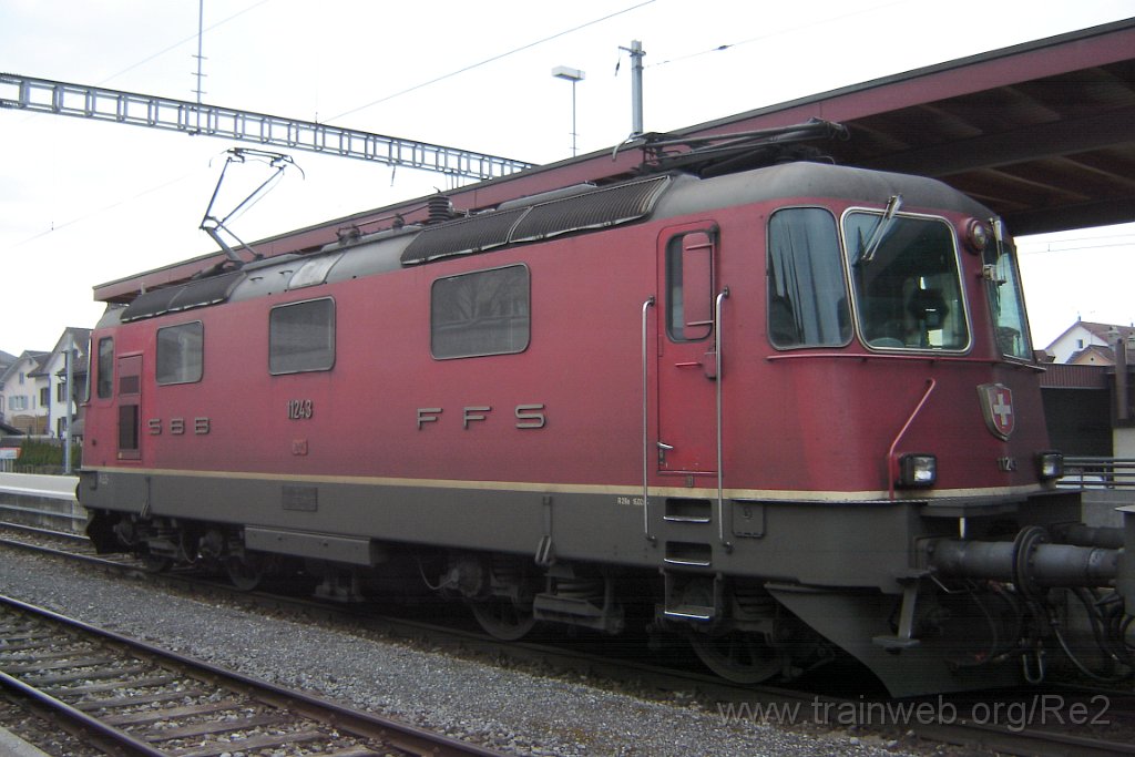 1461-0026-090408.jpg - SBB-CFF Re 4/4'' 11243 / Hinwil 9.4.2008