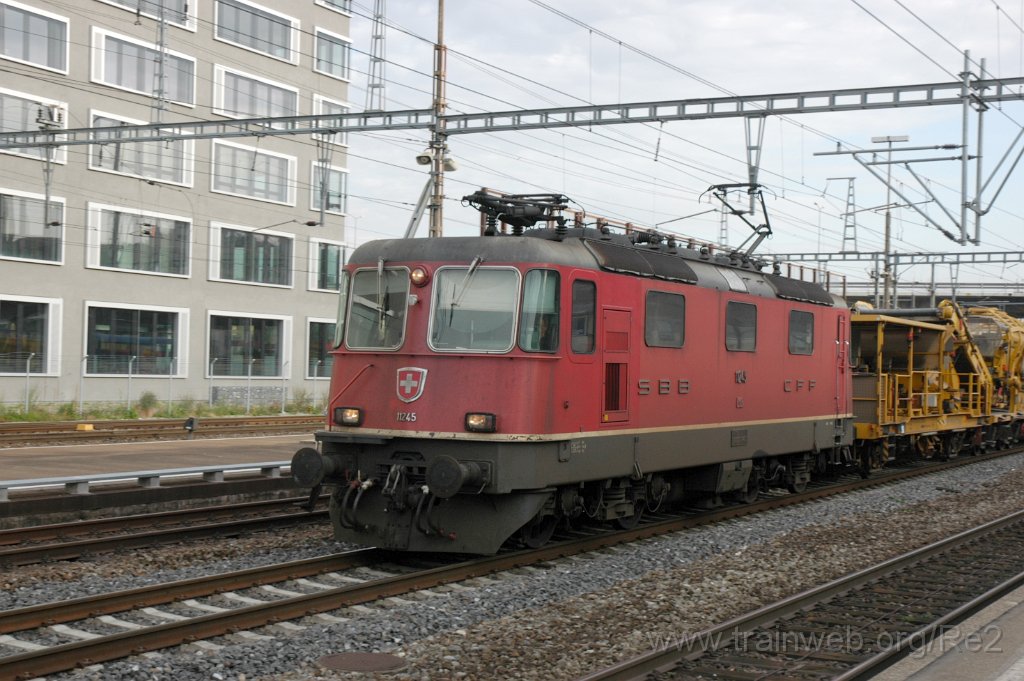 3397-0050-241114.jpg - SBB-CFF Re 4/4'' 11245 / Zürich-Altstetten 24.11.2014