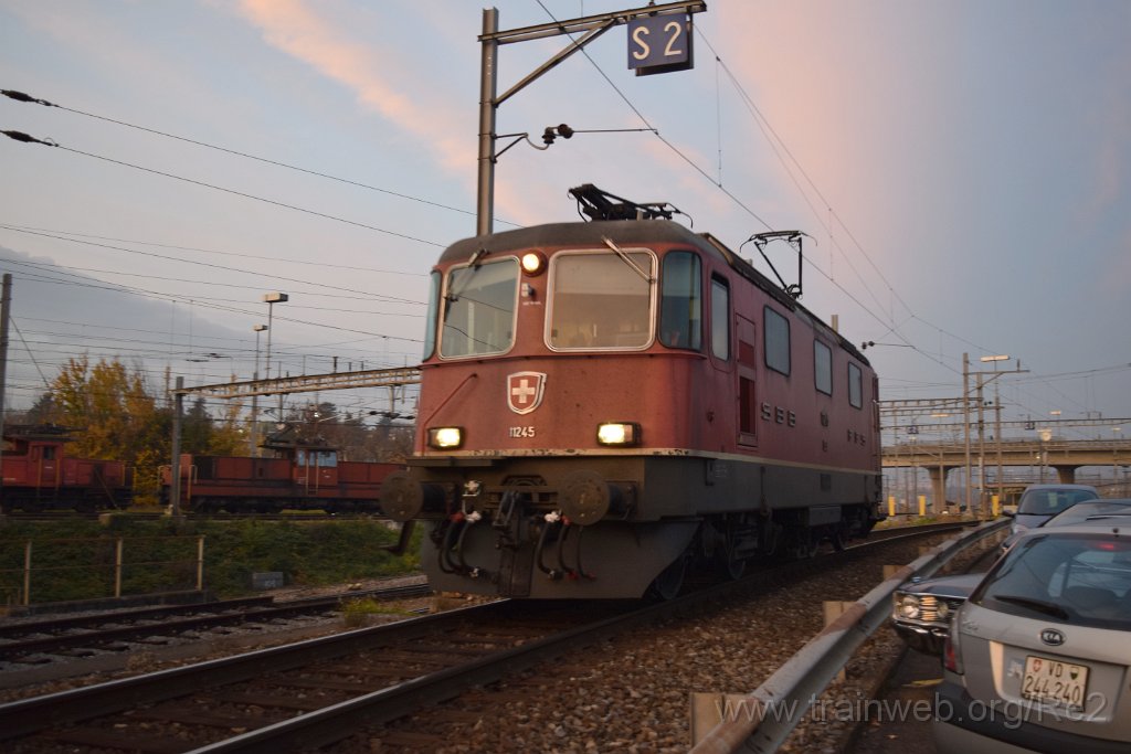 3782-0022-131115.jpg - SBB-CFF Re 4/4'' 11245 / Lausanne-Triage 13.11.2015