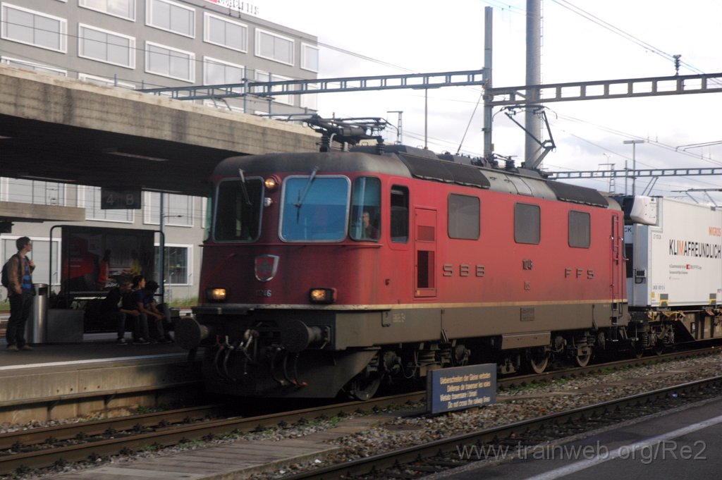 3370-0023-171014.jpg - SBB-CFF Re 4/4'' 11246 / Zürich-Altstetten 17.10.2014