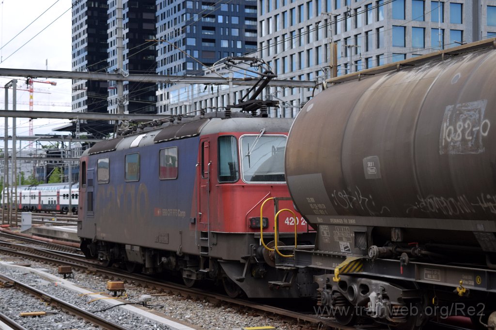 5971-0007-180620.jpg - SBBC Re 420.246-1 (Re 91 85 4 420 246-1 CH-SBBC) / Zürich-Altstetten 18.6.2020