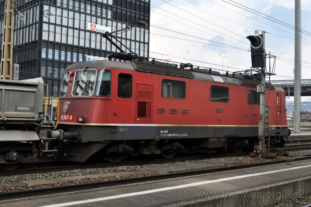 4399-0021-030417.jpg - SBBC Re 4/4'' 11247 (Re 420.247-9)  (Re 91 85 4 420 247-9 CH-SBBC) / Zürich-Altstetten 3.4.2017