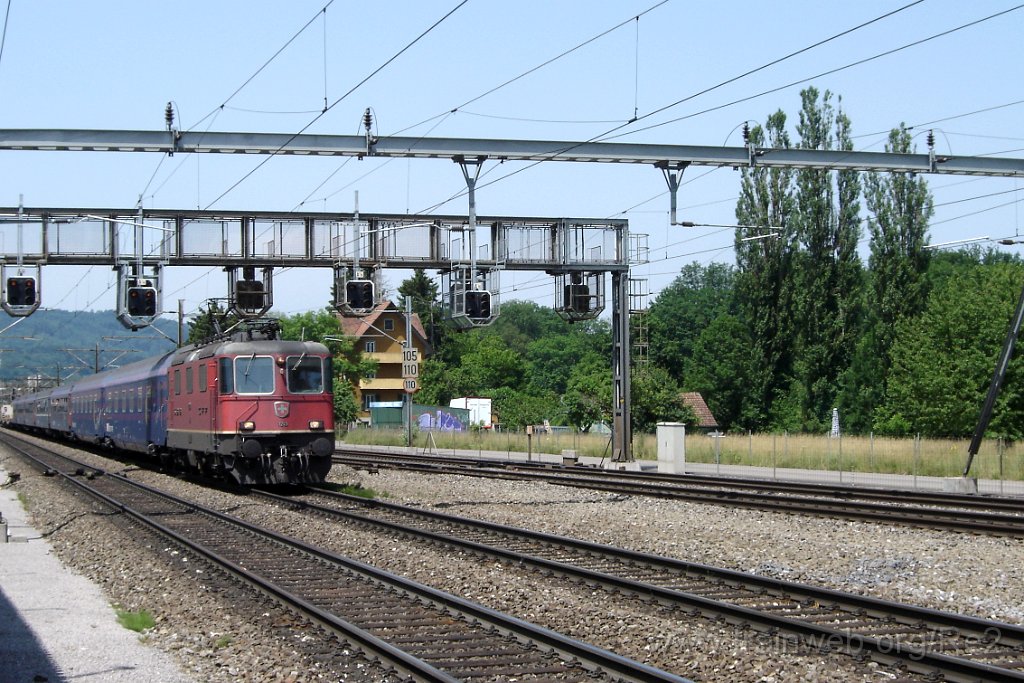 1194-0049-250606.jpg - SBB-CFF Re 4/4'' 11249 / Glanzenberg 25.6.2006