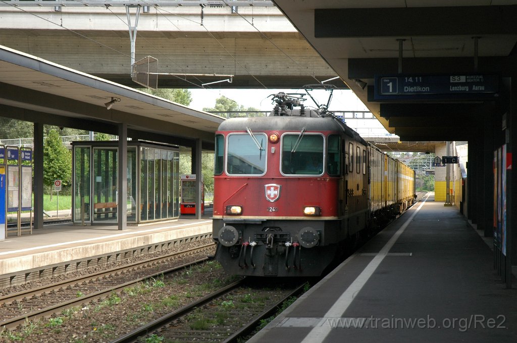 1970-0034-250810.jpg - SBB-CFF Re 4/4'' 11249 / Glanzenberg 25.8.2010