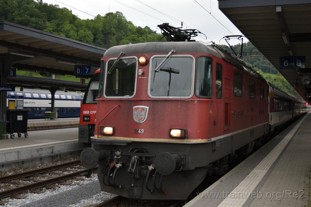 3905-0043-150516.jpg - SBB-CFF Re 4/4'' 11249 / Ziegelbrücke 15.5.2016