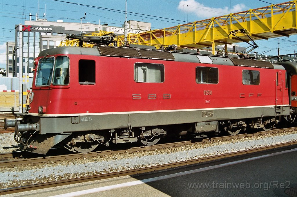0994-0011.jpg - SBB-CFF Re 4/4'' 11250 / Zürich HB 3.10.2004