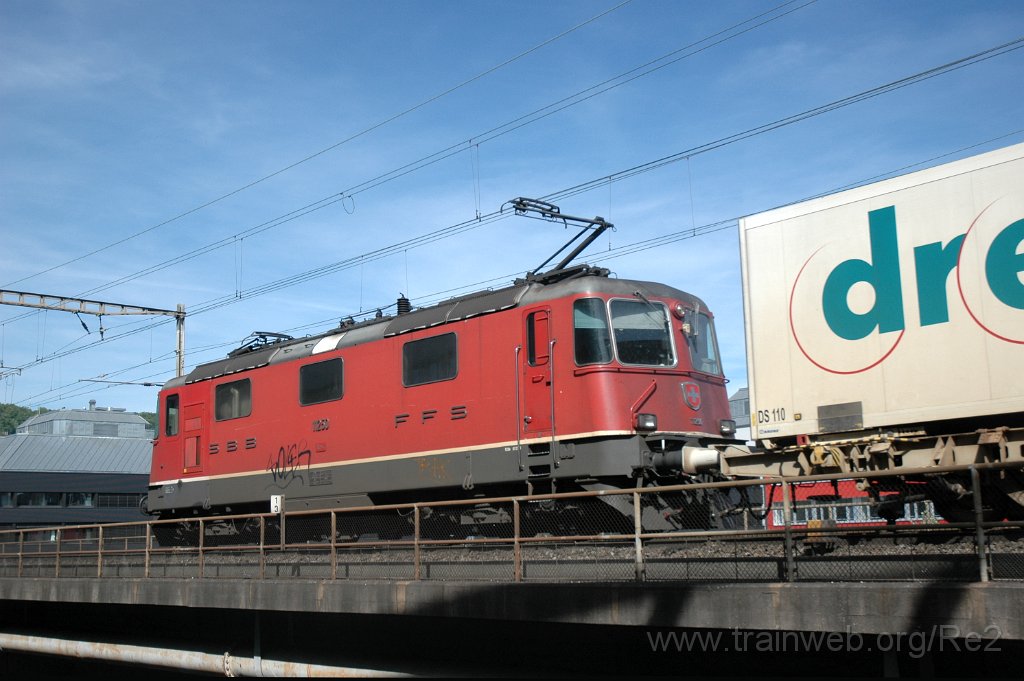 2391-0032-110512.jpg - SBB-CFF Re 4/4'' 11250 / Zürich (Käferbergbrücke) 11.5.2012