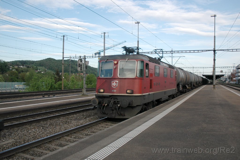 2801-0041-080513.jpg - SBB-CFF Re 4/4'' 11250 / Killwangen-Spreitenbach 8.5.2013
