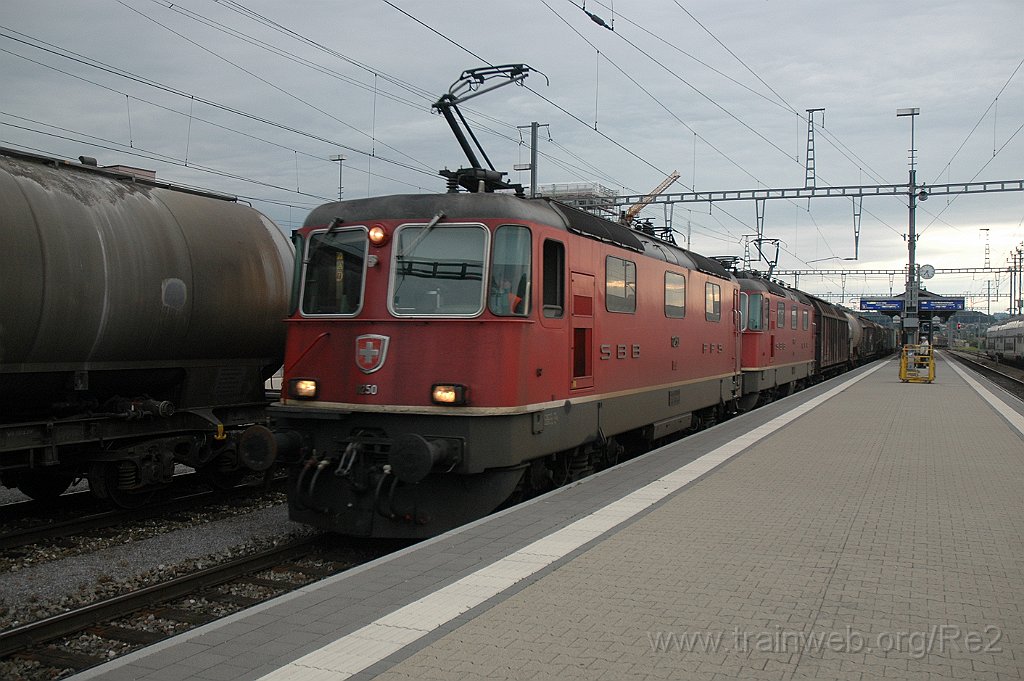 2856-0001-210613.jpg - SBB-CFF Re 4/4'' 11250 + SBB-CFF Re 4/4'' 11243 / Pfäffikon SZ 21.6.2013