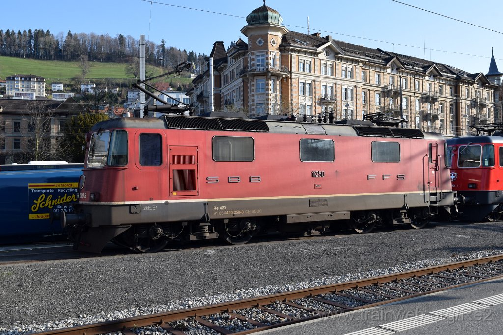 5902-0022-180320.jpg - SBBC Re 4/4'' 11250 (Re 420.250-3)  (Re 91 85 4 420 250-3 CH-SBBC) / St.Gallen HB 18.3.2020
