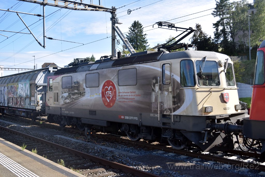 10026-0039-170925.jpg - SBBC Re 420.251-1 ''175 ans de chemin de fer en Suisse'' (Re 91 85 4 420 251-1 CH-SBBC) / Killwangen-Spreitenbach 17.9.2025
