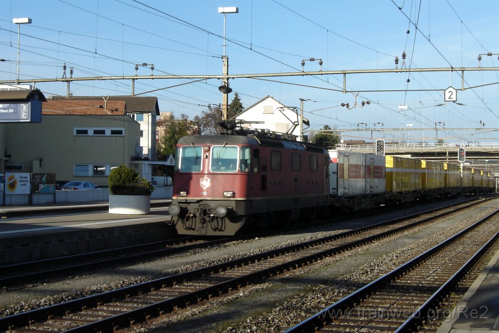 1271-0049-071206.jpg - SBB-CFF Re 4/4'' 11252 / Effretikon 7.12.2006