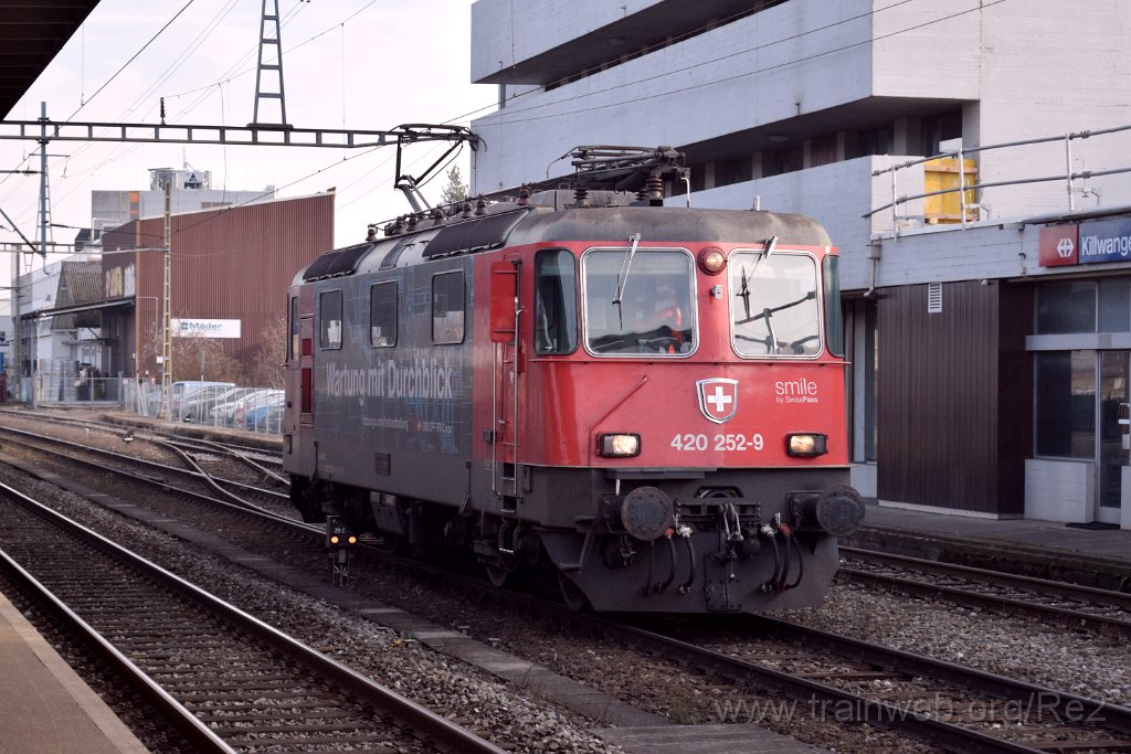 9565-0014-070225.jpg - SBBC Re 420.252-9 ''Wartung mit Durchblick'' (Re 91 85 4 420 252-9 CH-SBBC) / Killwangen-Spreitenbach 7.2.2025
