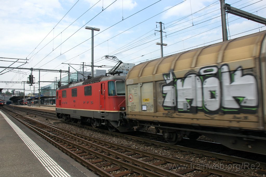 1946-0009-220710.jpg - SBB-CFF Re 4/4'' 11253 / Aarau 22.7.2010