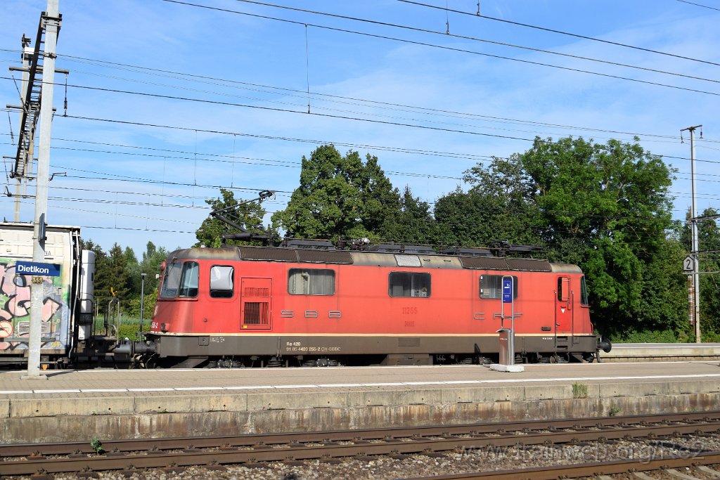 9238-0042-250724.jpg - SBBC Re 4/4'' 11255 (Re 420.255-2)  (Re 91 85 4 420 255-2 CH-SBBC) / Dietikon 25.7.2024
