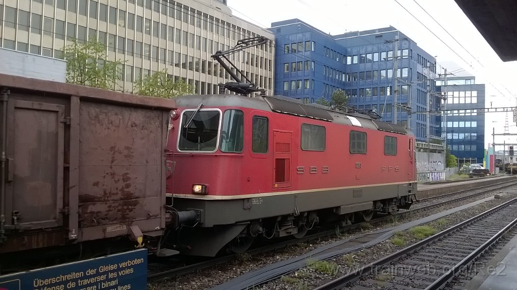 3542-0043-060515.jpg - SBB-CFF Re 4/4'' 11261 / Zürich-Altstetten 6.5.2015