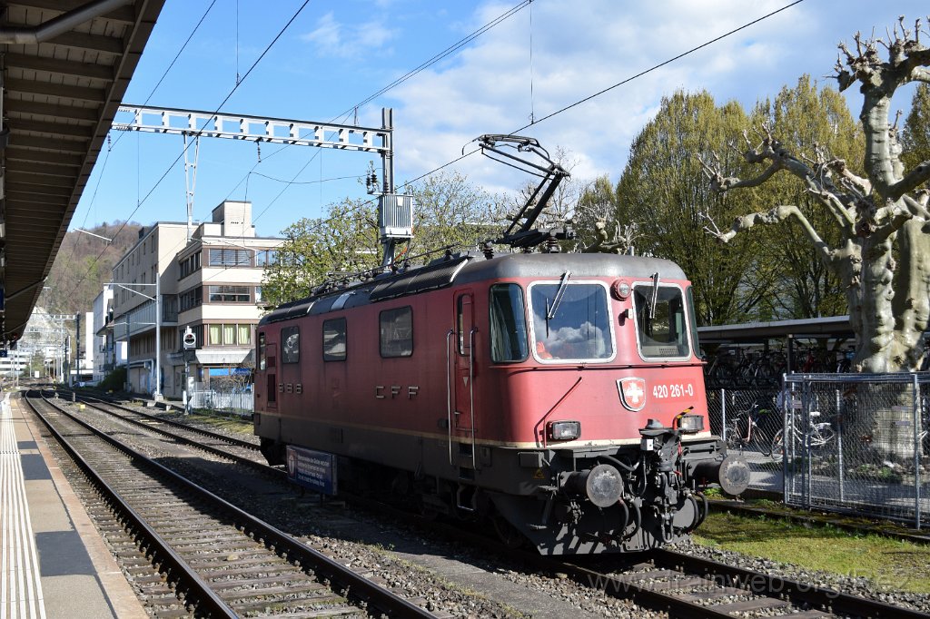 8470-0001-170423.jpg - SBBC Re 4/4'' 11261 (Re 420.261-0)  (Re 91 85 4 420 261-0 CH-SBBC) / Burgdorf 17.4.2023