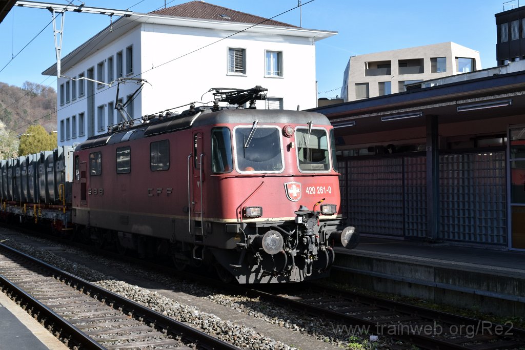 8472-0009-170423.jpg - SBBC Re 4/4'' 11261 (Re 420.261-0)  (Re 91 85 4 420 261-0 CH-SBBC) / Burgdorf 17.4.2023