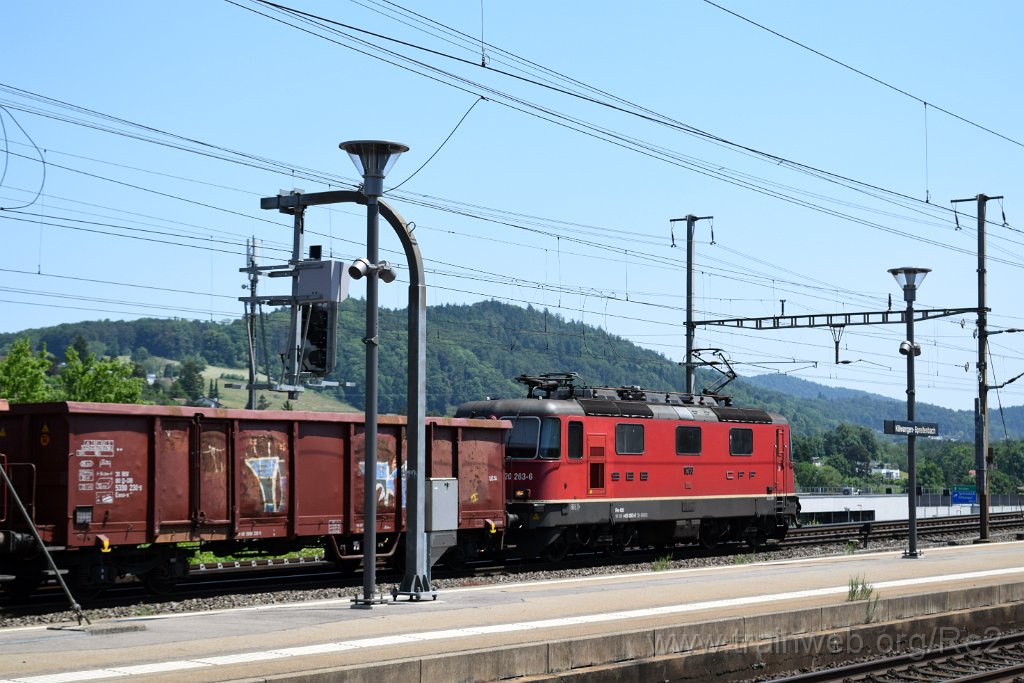 8640-0010-310523.jpg - SBBC Re 4/4'' 11263 (Re 420.263-6)  (Re 91 85 4 420 263-6 CH-SBBC) / Killwangen-Spreitenbach 31.5.2023