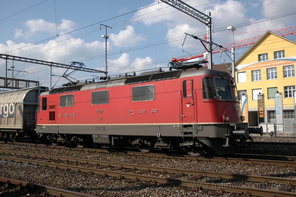 1852-0044-130410.jpg - SBB-CFF Re 4/4'' 11267 / Lenzburg 13.4.2010