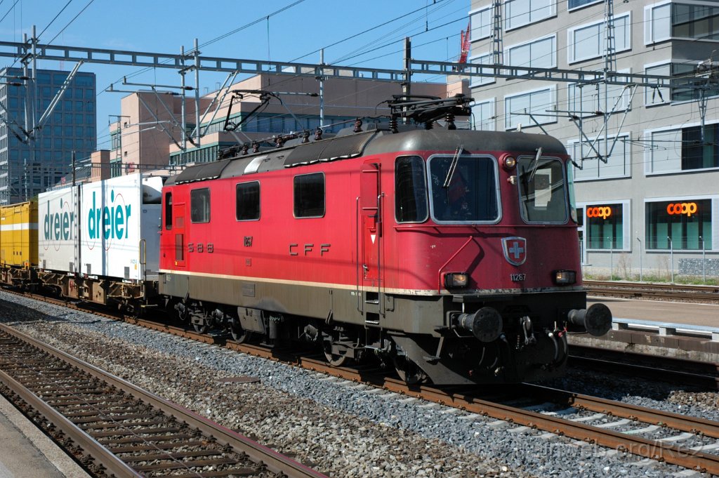 3265-0011-160914.jpg - SBB-CFF Re 4/4'' 11267 / Zürich-Altstetten 16.9.2014