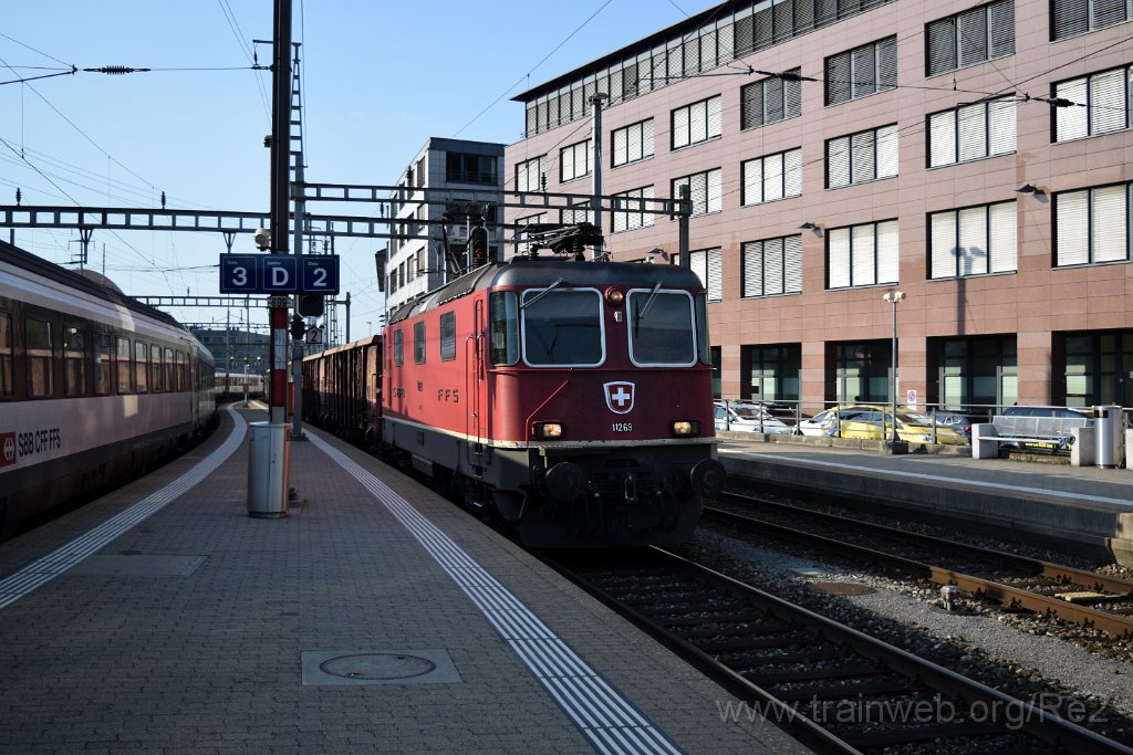 3661-0048-310815.jpg - SBB-CFF Re 4/4'' 11269 / Olten 31.8.2015