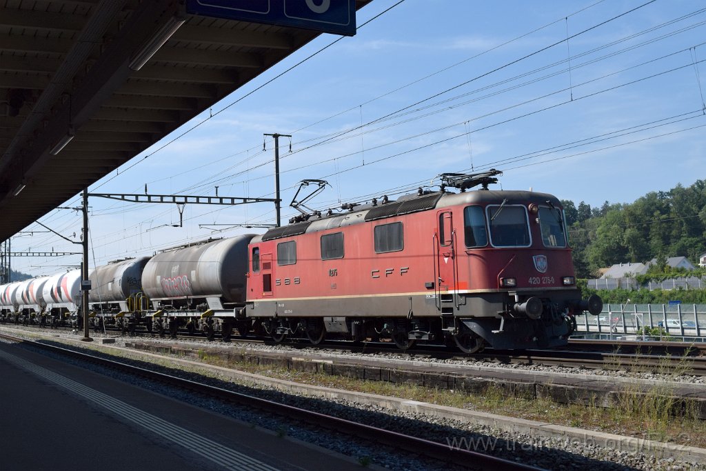 8112-0010-220722.jpg - SBBC Re 4/4'' 11275 (Re 420.275-0)  (Re 91 85 4 420 275-0 CH-SBBC) / Killwangen-Spreitenbach 22.7.2022