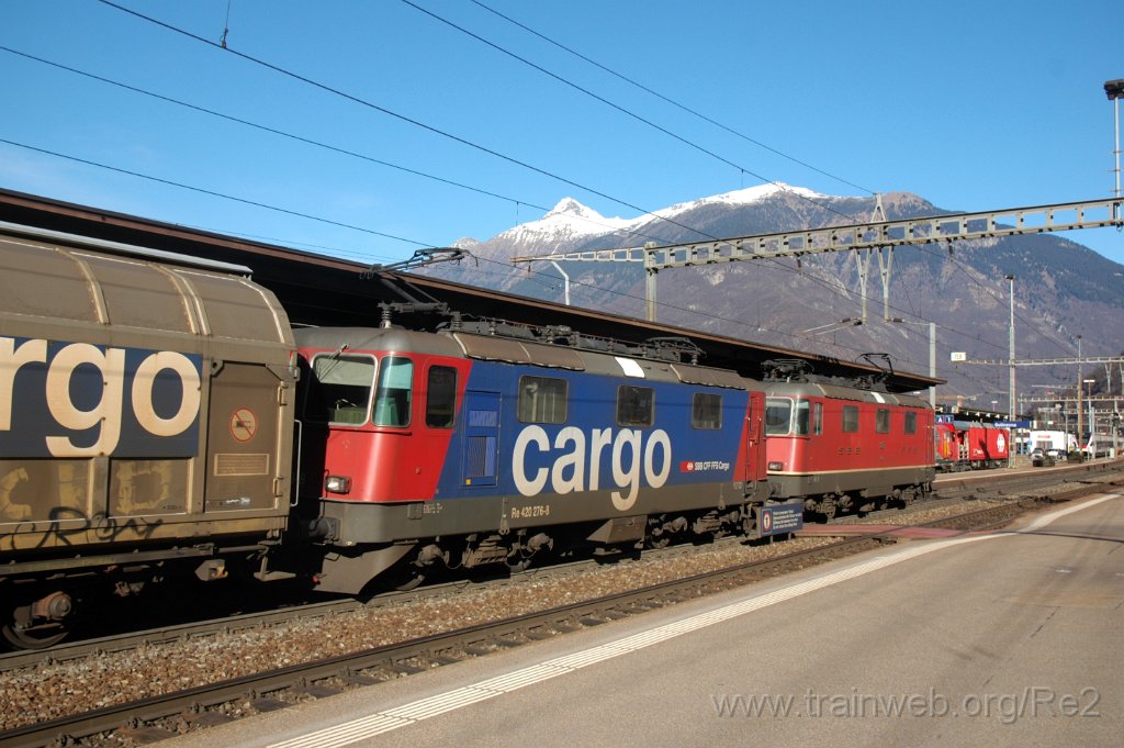 3455-0049-120115.jpg - SBB-CFF Re 4/4'' 11187 + SBBC Re 420.276-8 / Bellinzona 12.1.2015